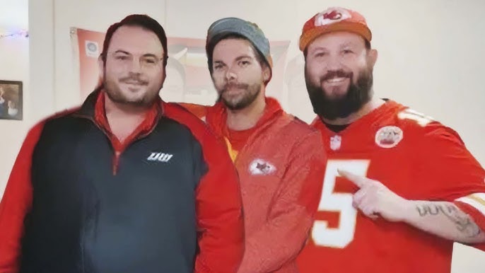 3 Kansas City Chiefs Fans Found Dead In Friend S Backyard