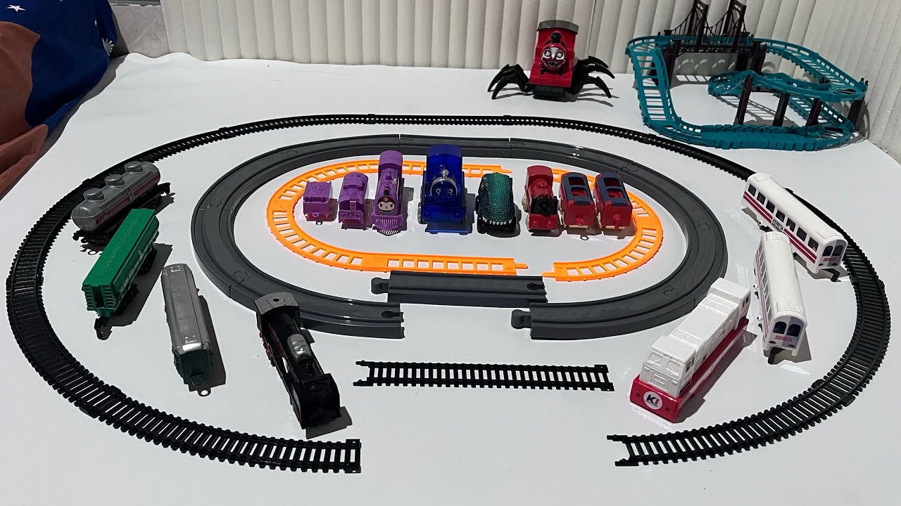 Merakit dan bermain mainan kereta api Choochoocharles, Thomas And Friends, Kereta uap classic, Dino 