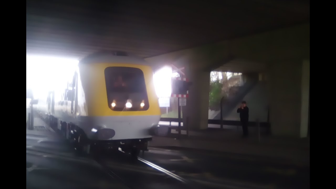 Yaxham Road LC 41001 - 45133 (02/04/2016)