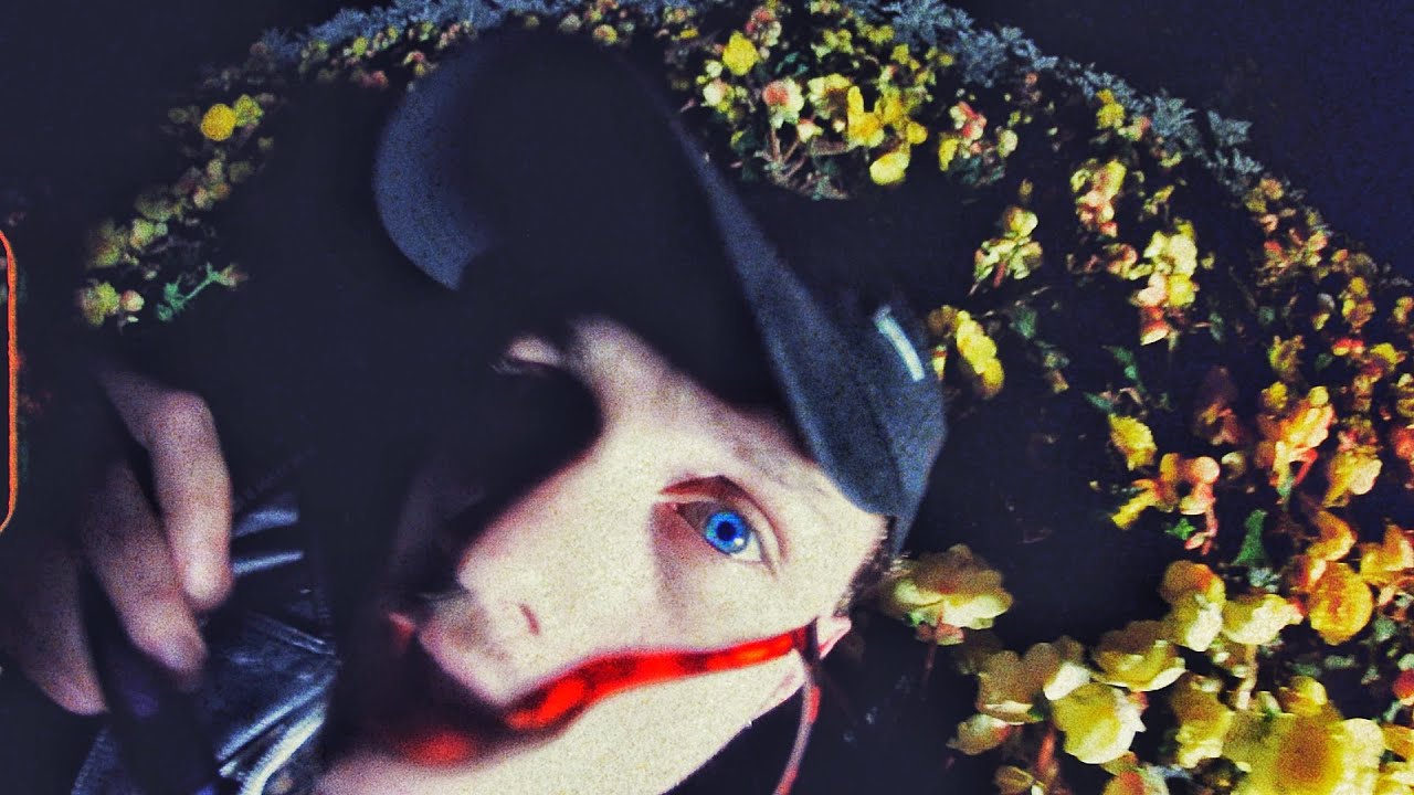 STRANGE BONES - SLEEPWALKING //VISUALISER