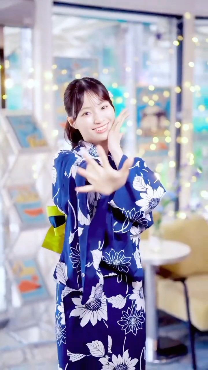 君を見かけた 2サビ #ソロダンス #冨田菜々風 #ノイミー #shorts - YouTube
