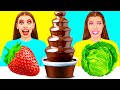 Desafío De Fuente De Chocolate | Situaciones Divertidas de Comida por CRAFTooNS Challenge