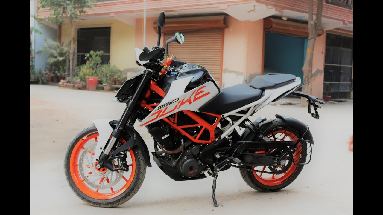 2018 DUKE 390 WHITE LAUNCH EVENT | KTM DWARKA | itsaviraltv