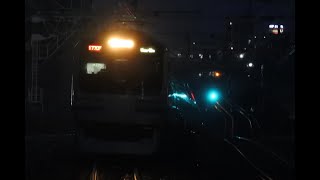 E217系 Y-102+Y-** 夜雨の中船橋に停車