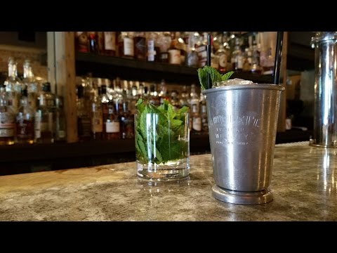 Video: 7 Tricks För Att Göra Den Bästa Mint Julep Någonsin (som Lärt Sig På Kentuckys Bourbon Trail)