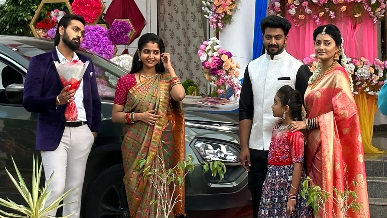 Ennenno Janmala Bandham serial brahma Modi serial Manjunath decorations ...