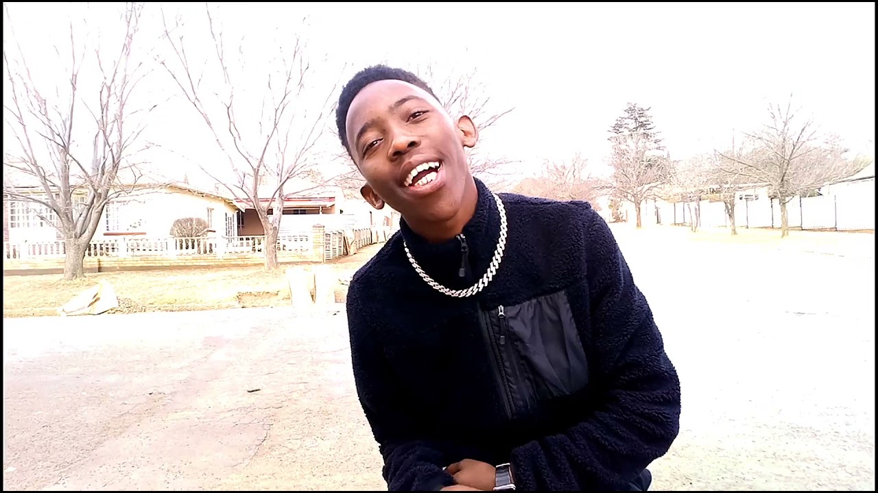 Mjllow - ROCKSTAR (music video) 