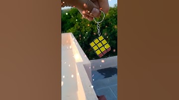 Tiny cube keyring 🤩