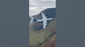 GRIZZLY! LFA7 The Mach loop - RAF A400m through spur ‘JIGSAW91’ 17/10/25 #machloop #lfa7 #lowfly