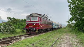 ПВ30134 с 44144 пристига на гара Казанлък