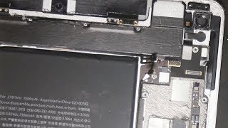 iPad Pro 9.7 電源押しボタン陥没分解修理やり方