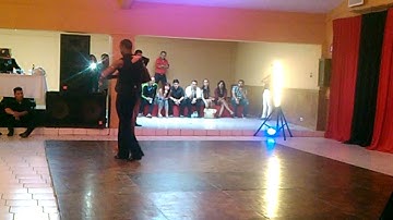 Marc Brewer y Kiri Chapman