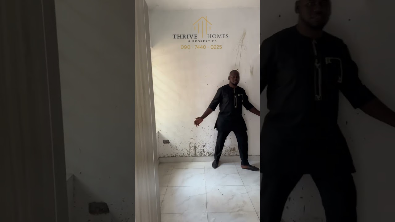 5(five) bedroom duplex for shortlet or apartment house in lagos mainland. Amuwo  - Ago Palace way