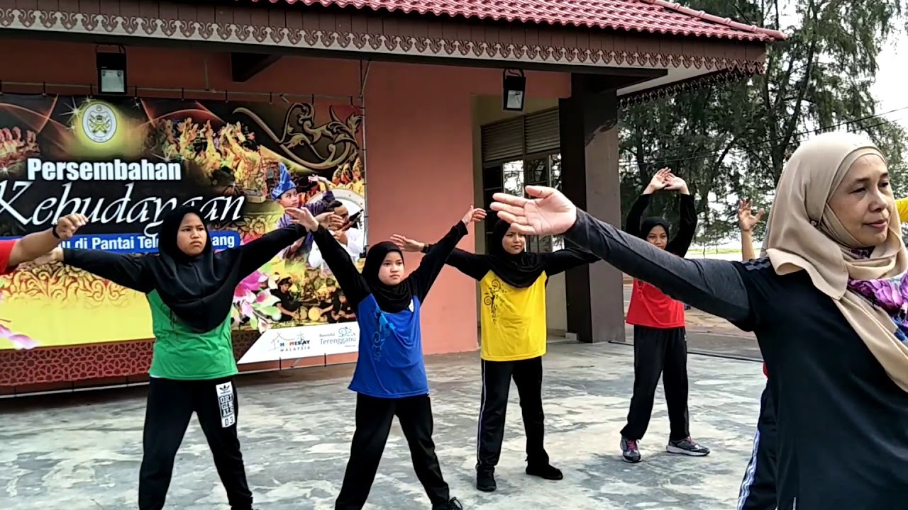 Larian Merdeka Senamrobik Sk Teluk Ketapang Kuala Nerus Bah 2 Youtube