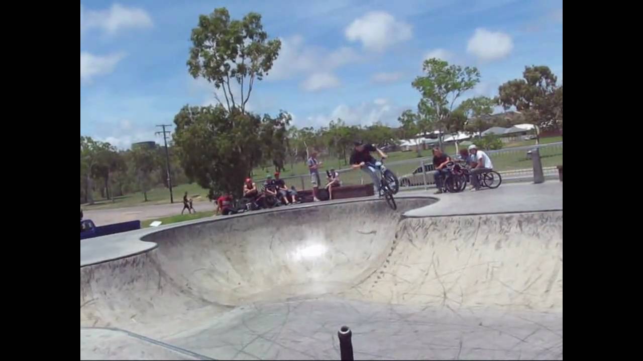 Townsville Bushland Beach BMX comp 2009 YouTube