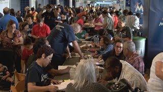 US Latinos could impact the outcome of midterm elections if they vote