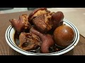 Braised pork leg using normal wok 卤猪脚