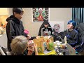 編集を頑張ってるメンバーに爆買いしたマックを差し入れてみた
