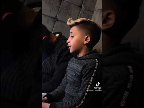 معاذ موزه بيغني لايف خطير قلبي مات واخت عزاه من جوه بصرخ لايف روعه