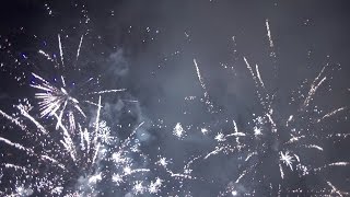 Салют на свадьбу | Салют на корпоратив | Заказать салют | Театр огня и света «БезГраниц» Салют на свадьбу | Салют на корпоратив | Заказать салют | Театр огня и света «БезГраниц»