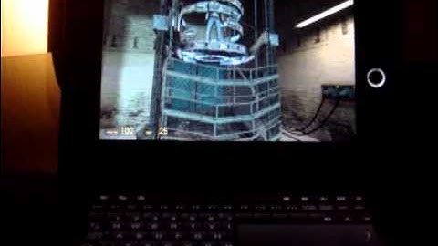 Half Life 2 running on the dual screen Toshiba Libretto Windows 7 ultraportable tablet pc