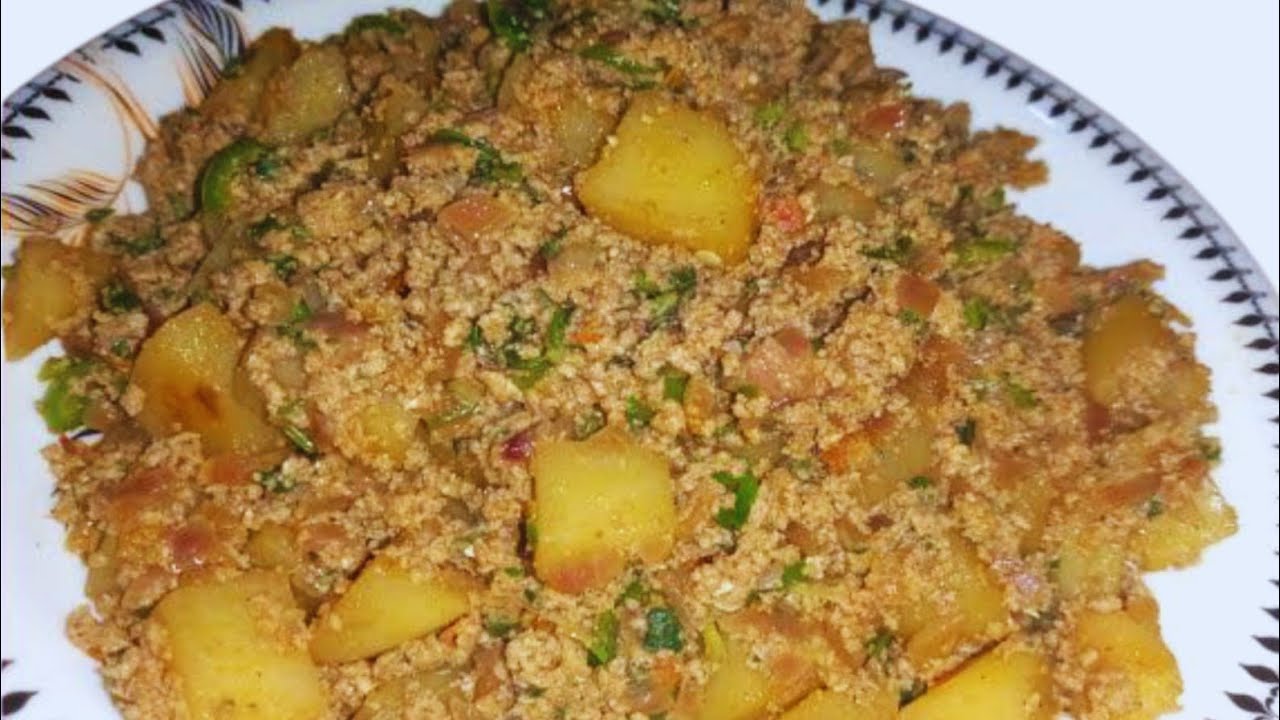 Andy Aloo  Bhurji Balochi Taste Mien | Ghar Ka Swad Dasi Style | Balochi Style Egg Aloo Ka Salan