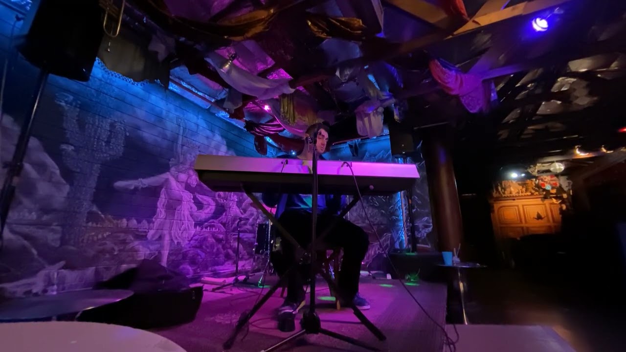 MusicByElijah - Best For You, Doing it Wrong, I Can’t Handle This Live