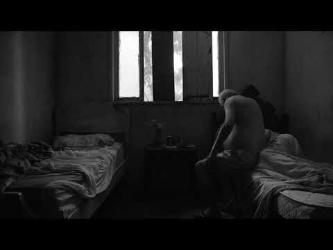 O Vestido de Myriam (2017) - Trailer