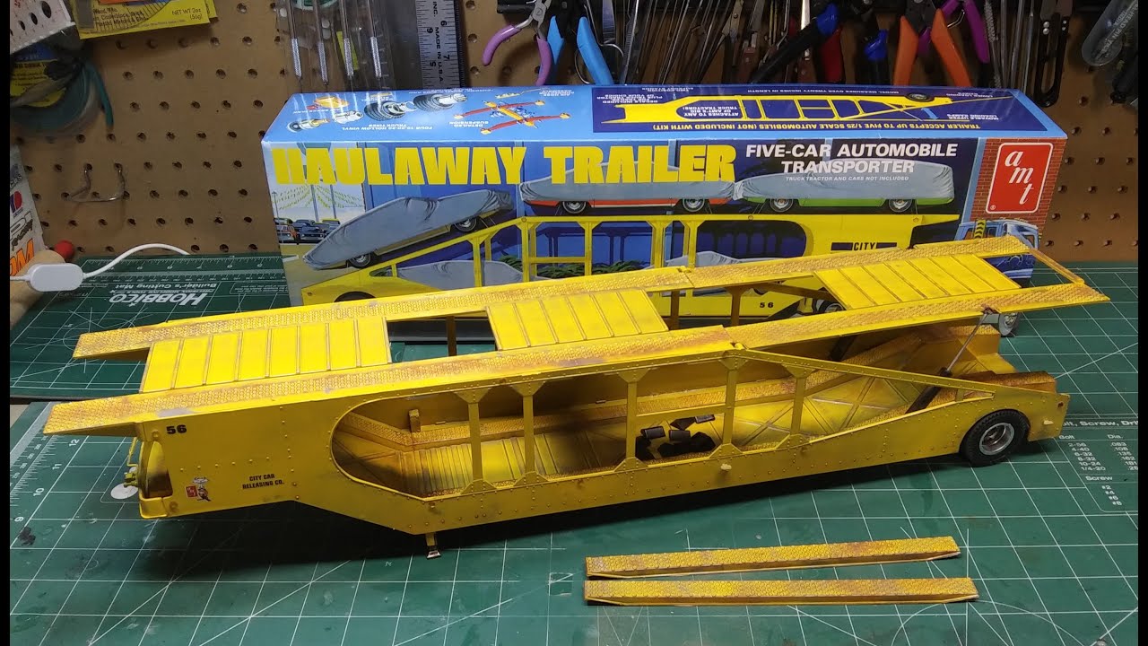 AMT Five Car Haulaway Semi Trailer 1/25 Scale Model Kit Build Review