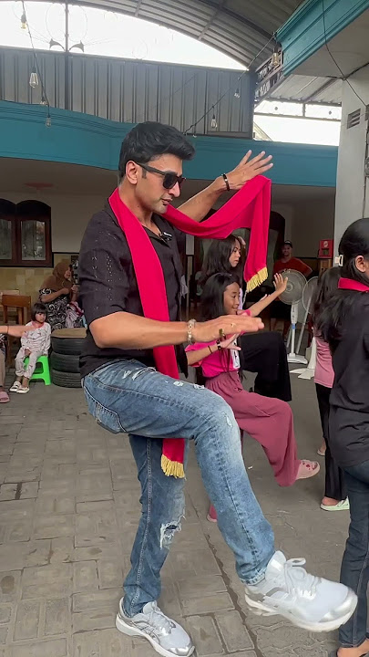 Itni videos hai kya kya daalu? | #nishantmalkani #love #143 #travel #indonesia
