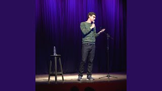 Ser tartamudo y enchufes (En Vivo)