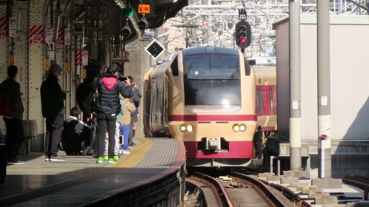 ときわ33号　上野駅入線