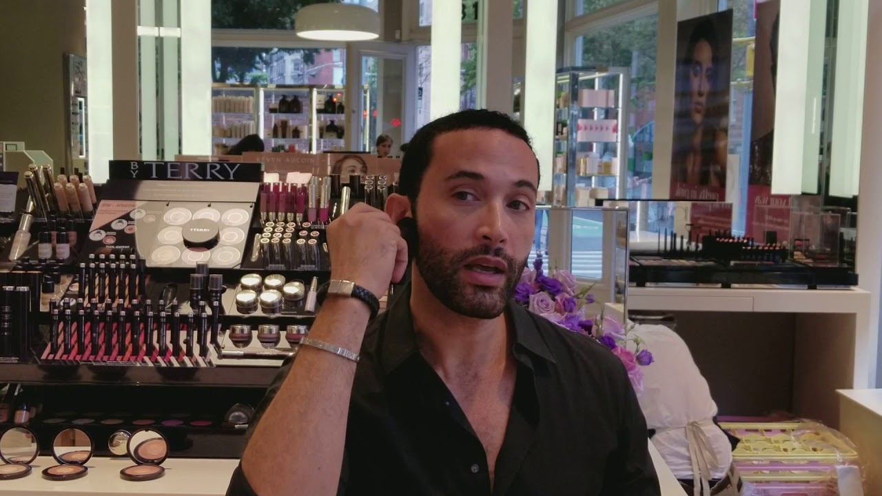 How to create camera-ready makeup in between events and on-the-go