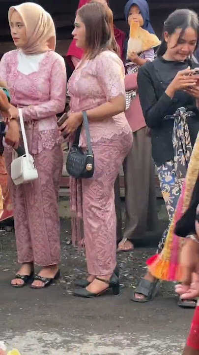 Tante bohay sedang nunggu. #kecimollombok #lombokvirall #fyp