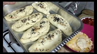 #طريقة عمل عيش باللحمه و عيش بالبسطرمه ... How to make bread with meat and bread with pastrami