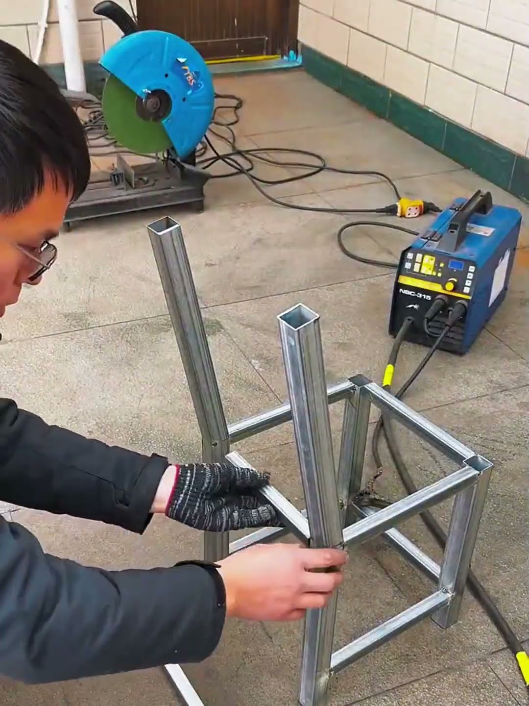 Welding stainless steel chair process- Good tools and machinery make work easy
