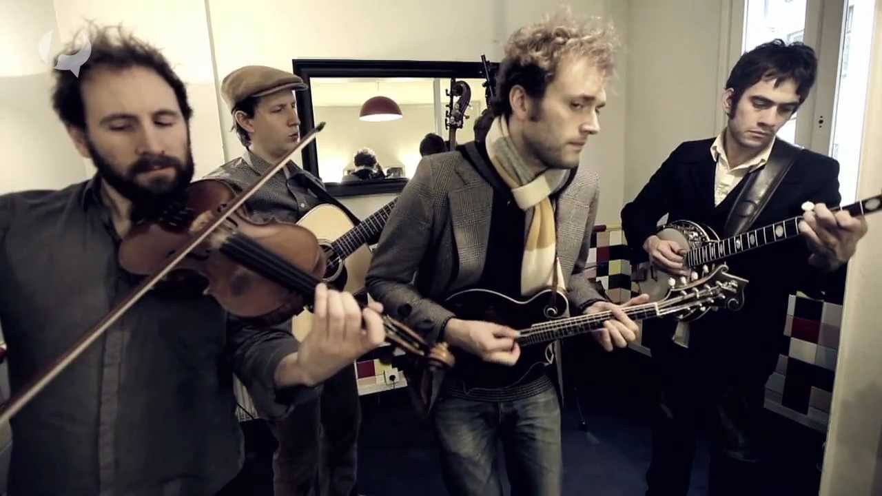 Live Punch Brothers pour l'album "Clara" Live Punch Brothers pour l'album "Clara"