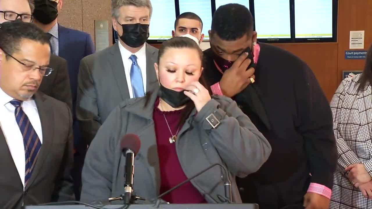 Daunte Wright's parents react to Kim Potter guilty verdict: 'Every single emotion' | FOX 9 KMSP