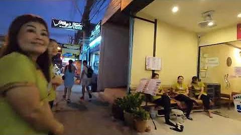 Soi Hopping  - Pattaya Thailand Soi 7 and Soi 6