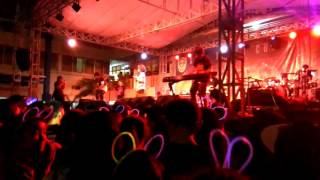 Vierra - Dengarkan Curhatku (Live SMAK Sang Timur)