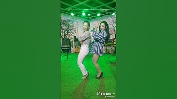 lala widy vs rena kdi joget uler keket