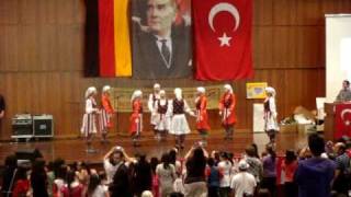 Nazar Halk Oyunlari Ekibi