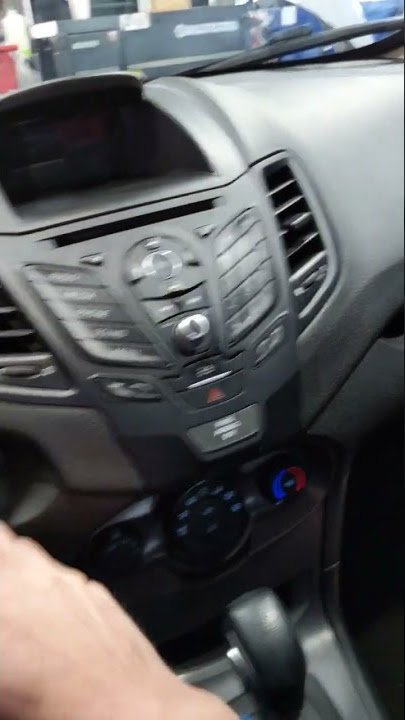 How to program key fob 'Ford Fiesta'