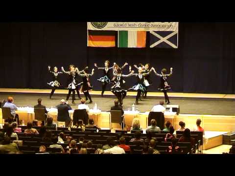 McCarthy-Felton Dancers perform Senior FIgure at D...