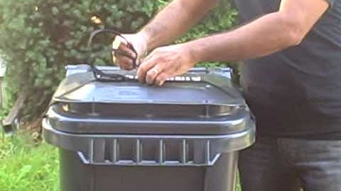 Raccoon Proof garbage can