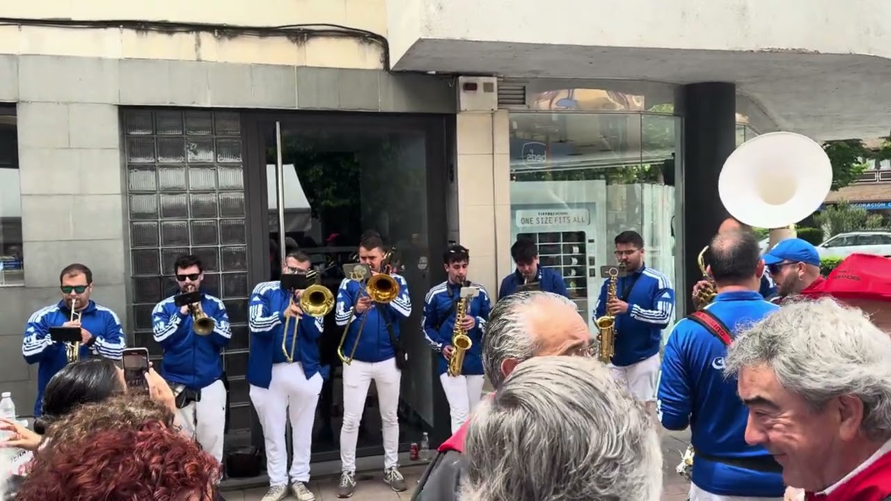 Charanga Cubalibre I Uptown Funk y Happy I Miranda de ebro 2024