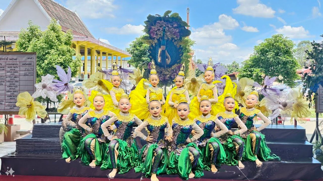 วนาราชินี ทีมสร้อยศิวาลัย โรงเรียนวัดแป้นทอง รางวัลรองชนะเลิศอันดับ 1