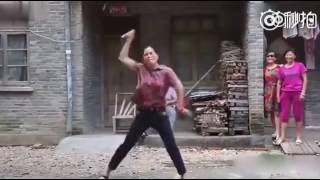 Chinese Kongfu A Woman Play Nunchaku Better Than All Of You