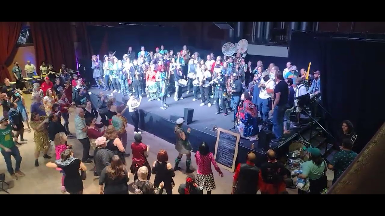 Honk Band Festival After party Featuring the School of Honk. - YouTube