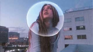 Alé Araya Earth Angel Montage